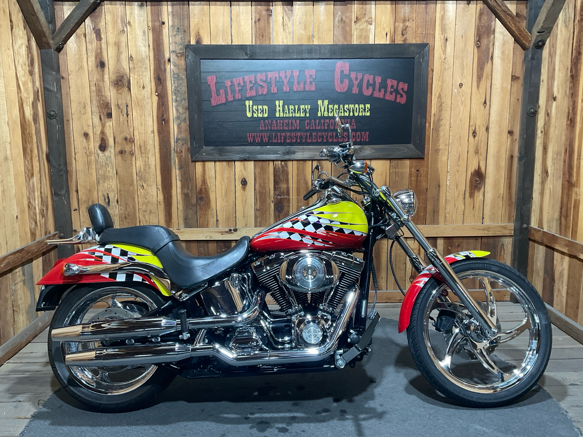 ●DEUCE 2001 Harley-Davidson Softail Deuce Fxstd VIN