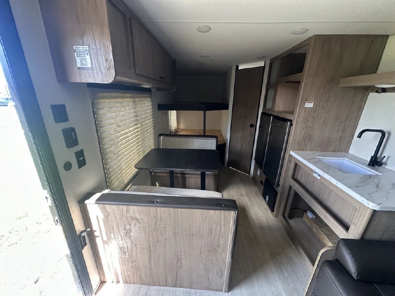 2025 FOREST RIVER CHEROKEE GREY WOLF 26EV