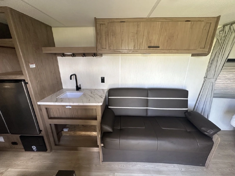 2025 FOREST RIVER CHEROKEE GREY WOLF 26EV
