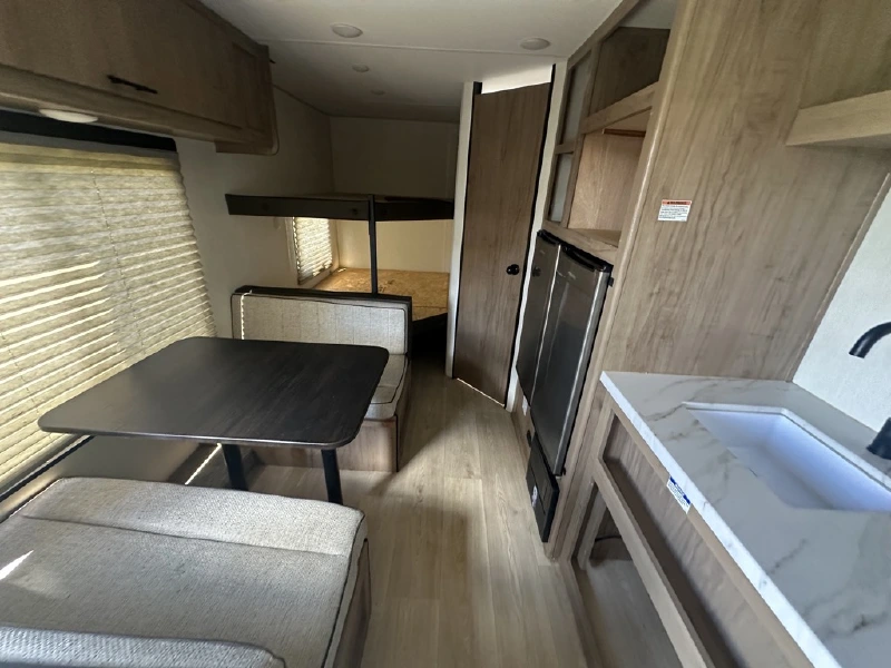 2025 FOREST RIVER CHEROKEE GREY WOLF 26EV