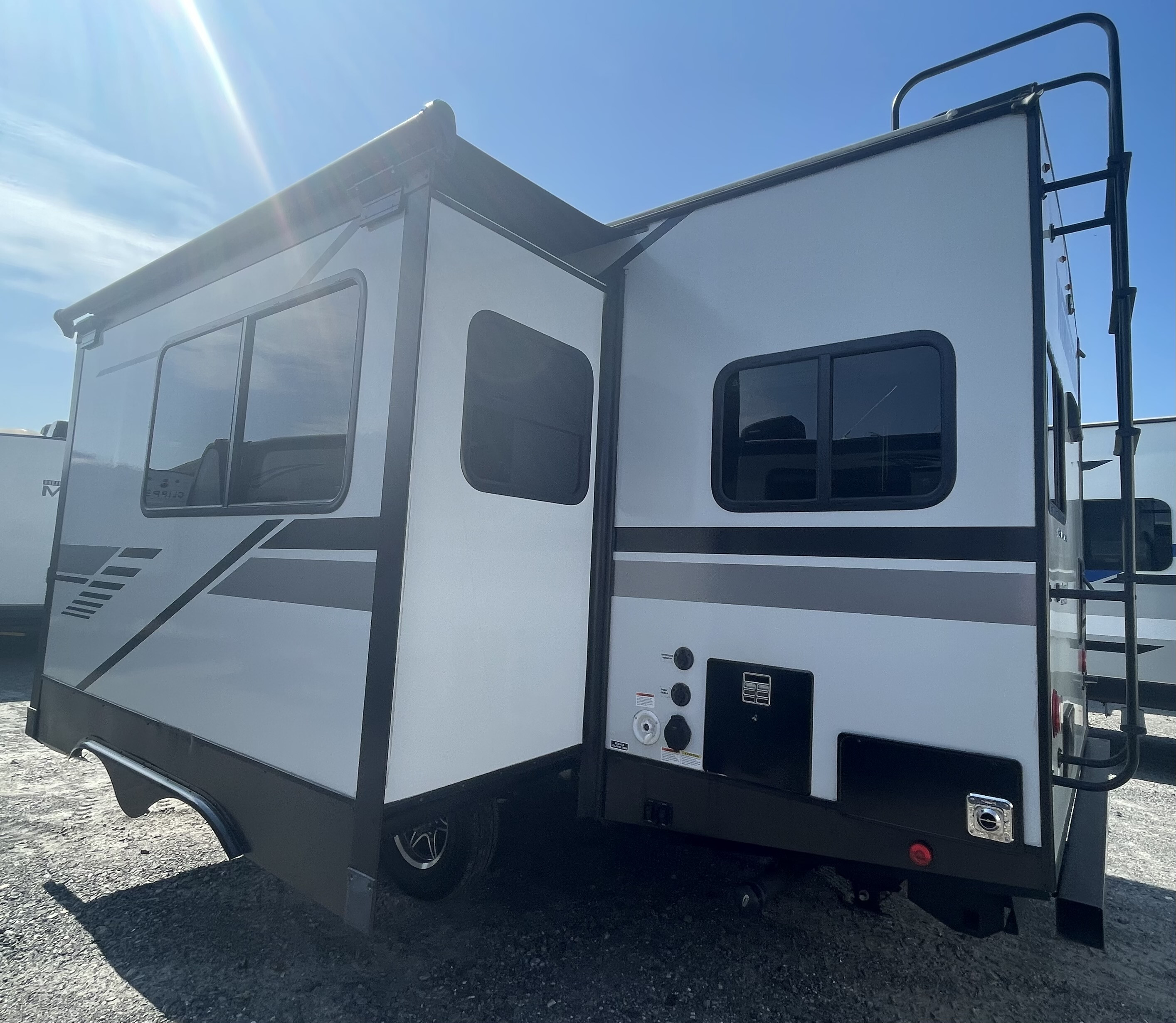 2022 Winnebago Minnie 2529RG in kings mountain NC