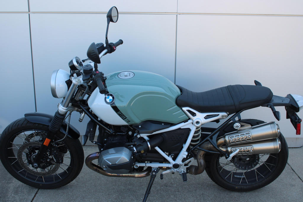 T Buy used kawasaki ninja zx-10r green bike in lusaka in