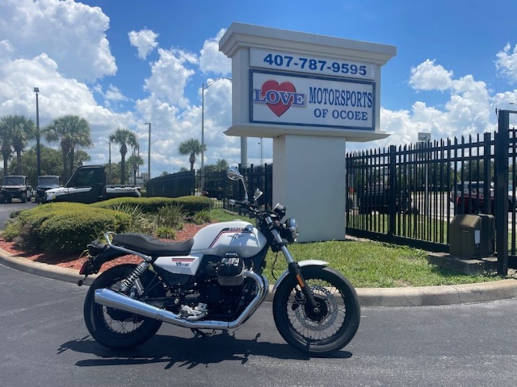 2026 Moto Guzzi GUZZI V7 SPECIAL WHITE SPECIAL in Ocoee, FL