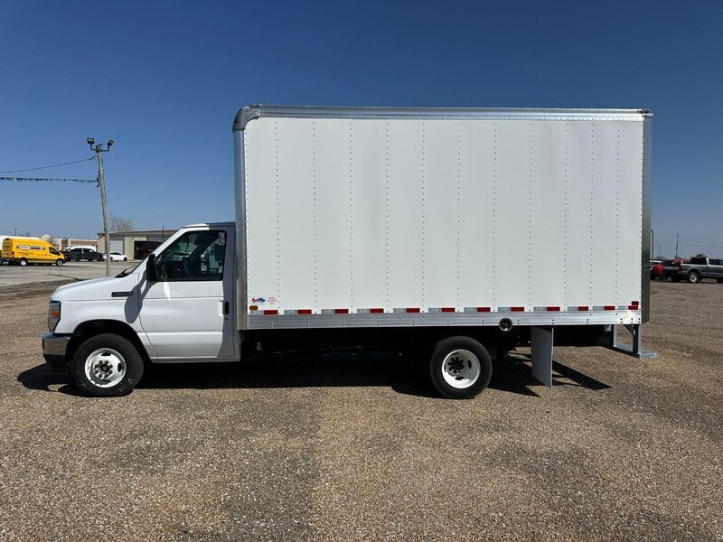 2025 Ford E-350 Base photo 2