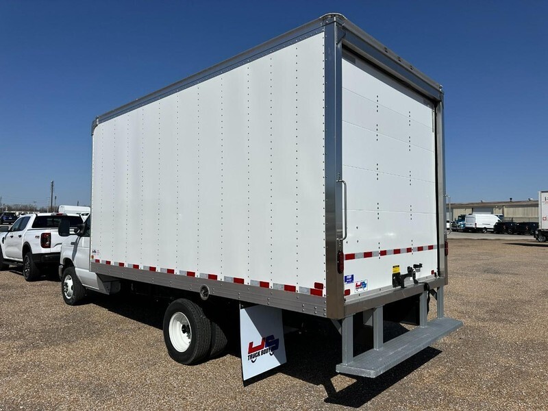 2025 Ford E-350 Base photo 3