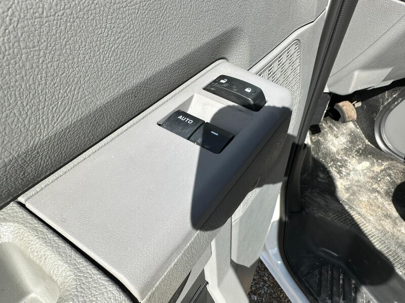 2025 Ford E-350 Base photo 5