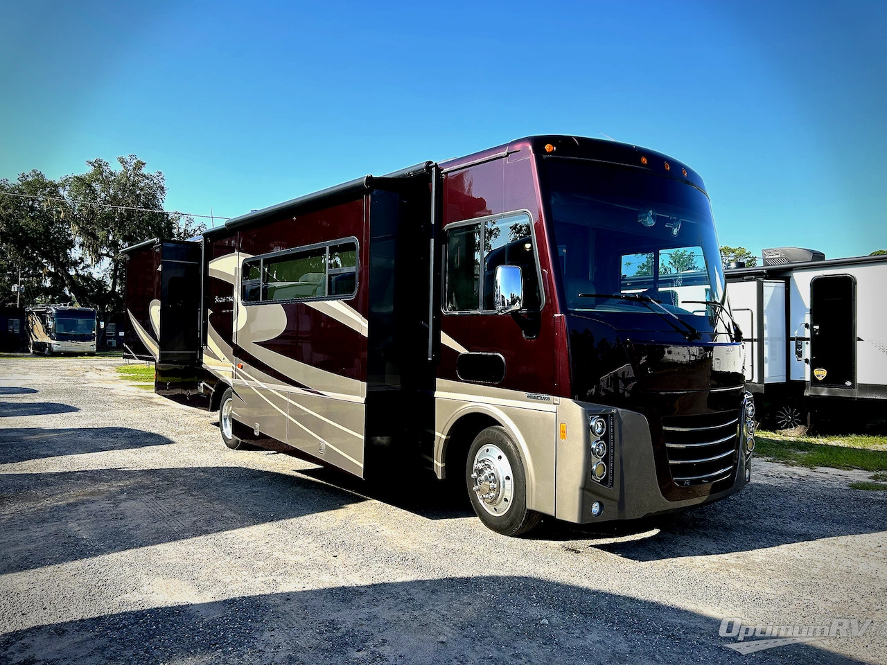 2017 Winnebago sightseer 33c