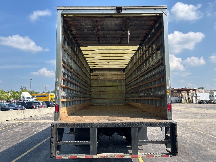 2022 Freightliner M2 106 Medium Duty photo 8