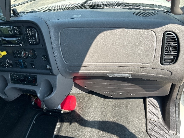 2022 Freightliner M2 106 Medium Duty photo 19