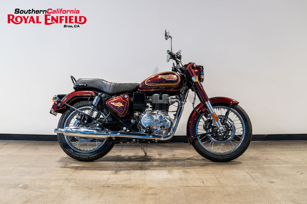 Maroon Colour Royal Enfield 350 Std New 2024 Royal Enfield Bullet