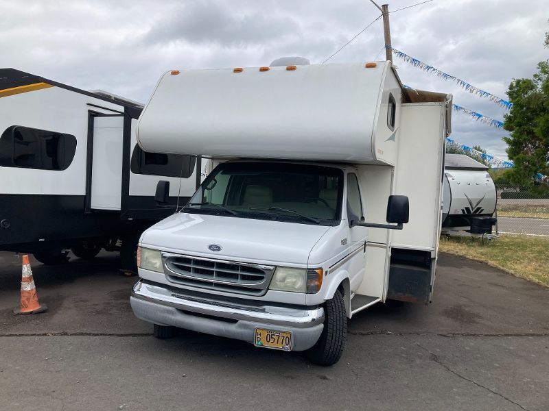 2003 Fleetwood tioga 31w