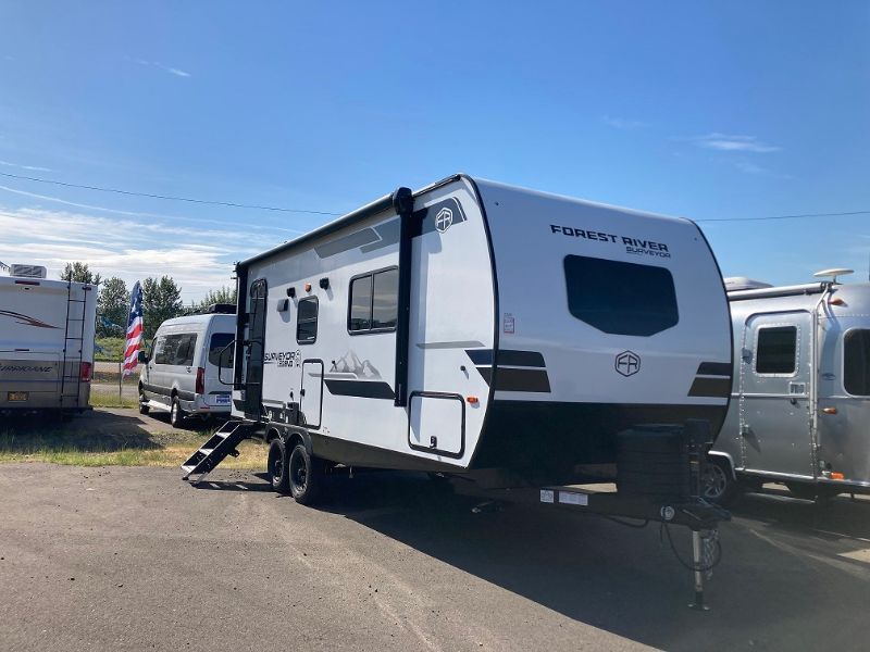 2025 Forest River surveyor 202rble