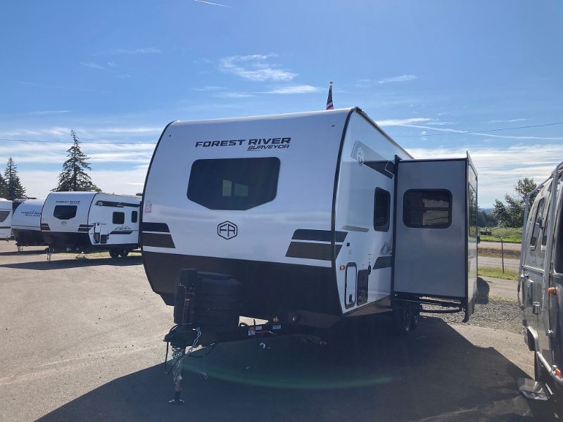 2025 Forest River surveyor 202rble