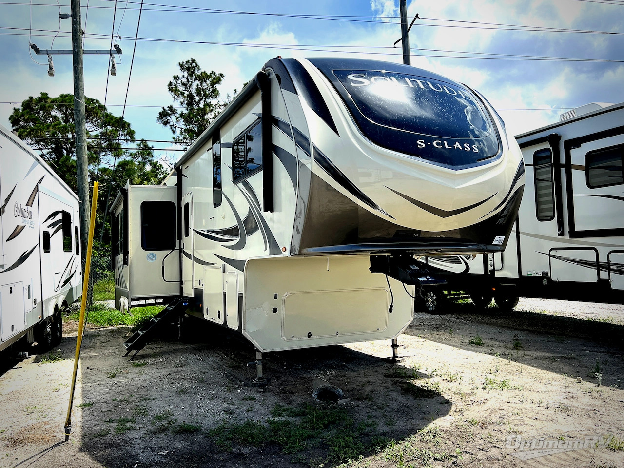 2021 Grand Design RV solitude 2930rl