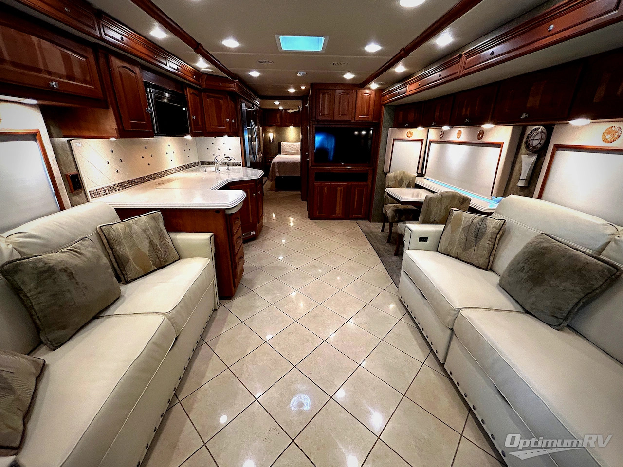 2013 Winnebago journey 36m
