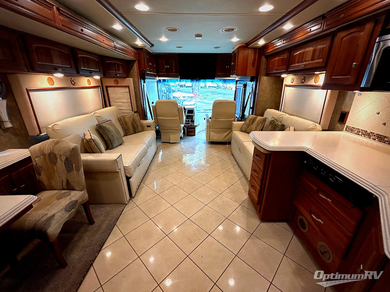 2013 Winnebago journey 36m
