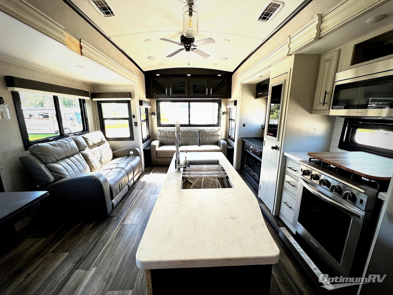 2022 Jayco north point 377rlbh