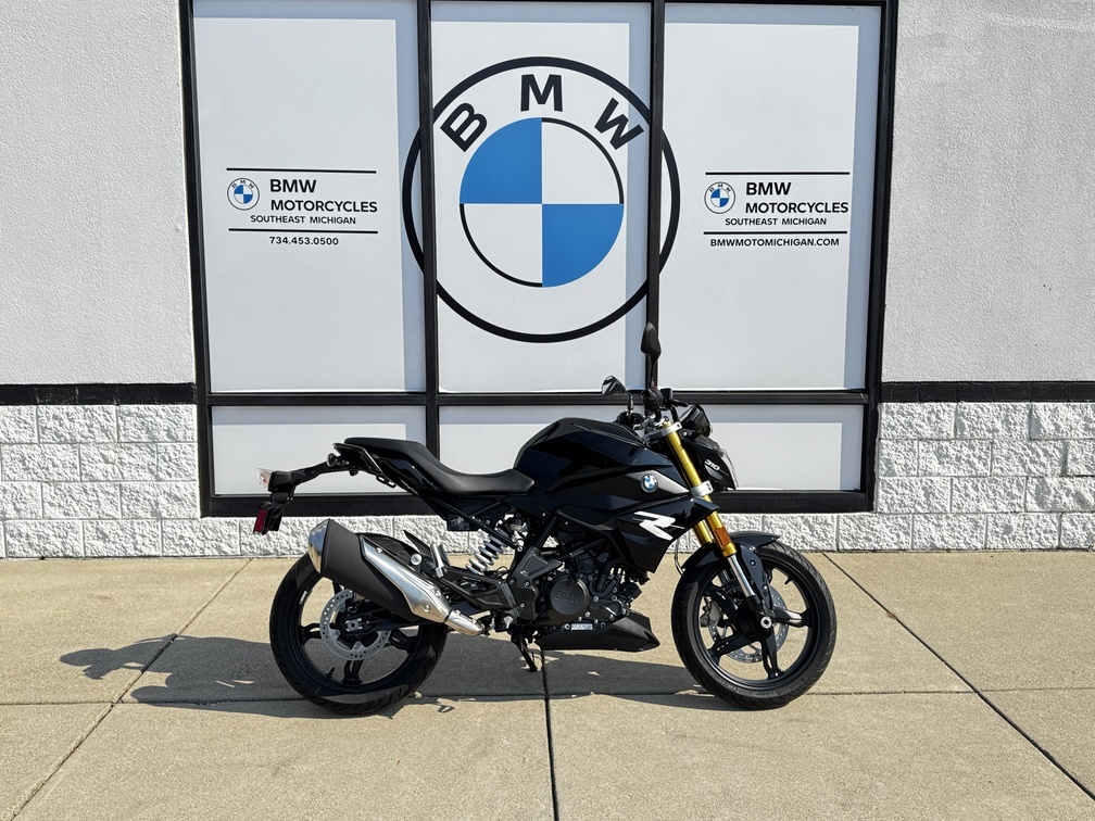 2025 BMW G 310 R 310 R in Plymouth, MI