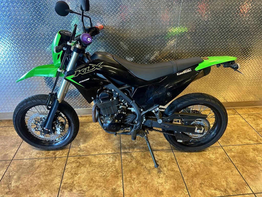 So Haaraa kawasaki ninja zx-10r green doqdoqqee iti mombasa