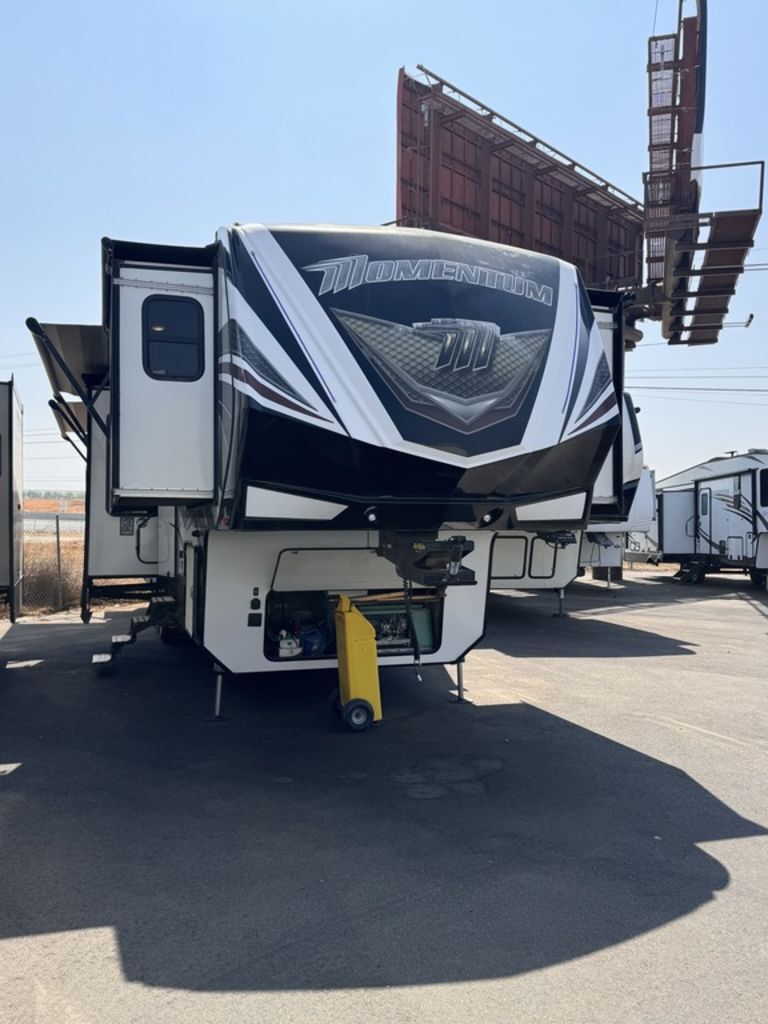 2016 Grand Design RV momentum 376th