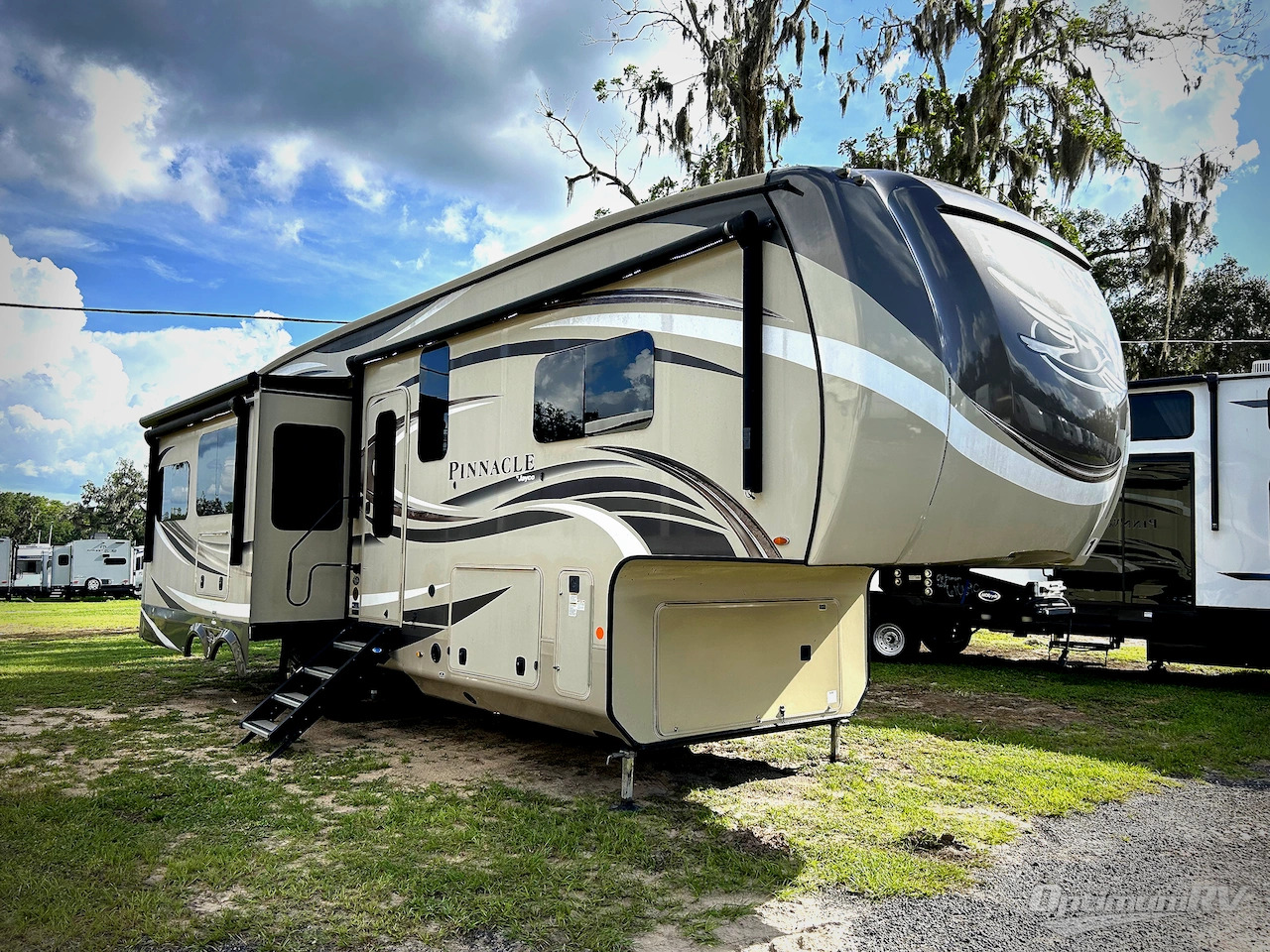 2019 Jayco pinnacle 32rlts