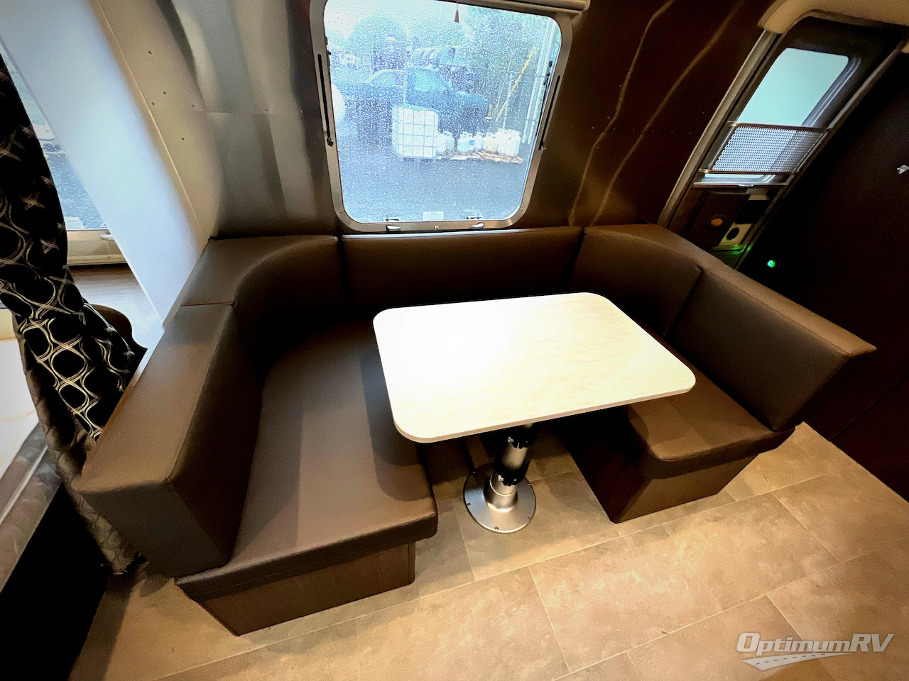 2022 Airstream caravel 22fb