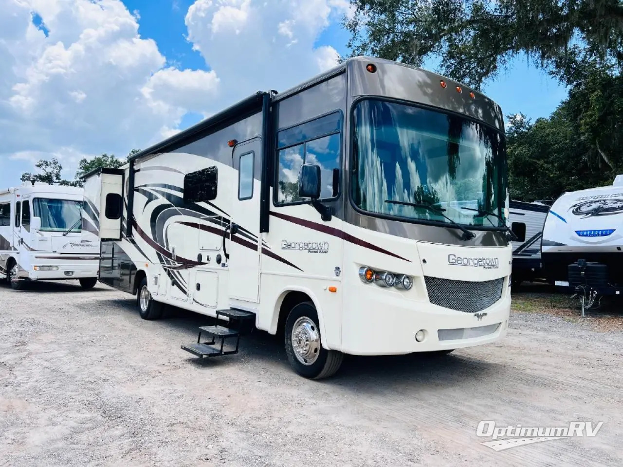 2016 Forest River georgetown 329ds