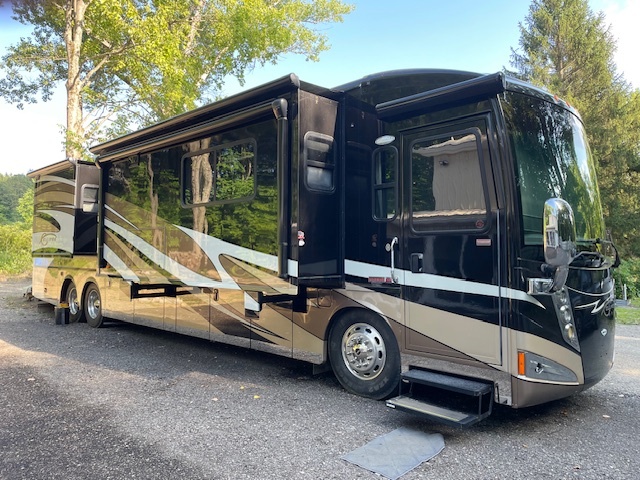 2011 Itasca Ellipse 42QD RV