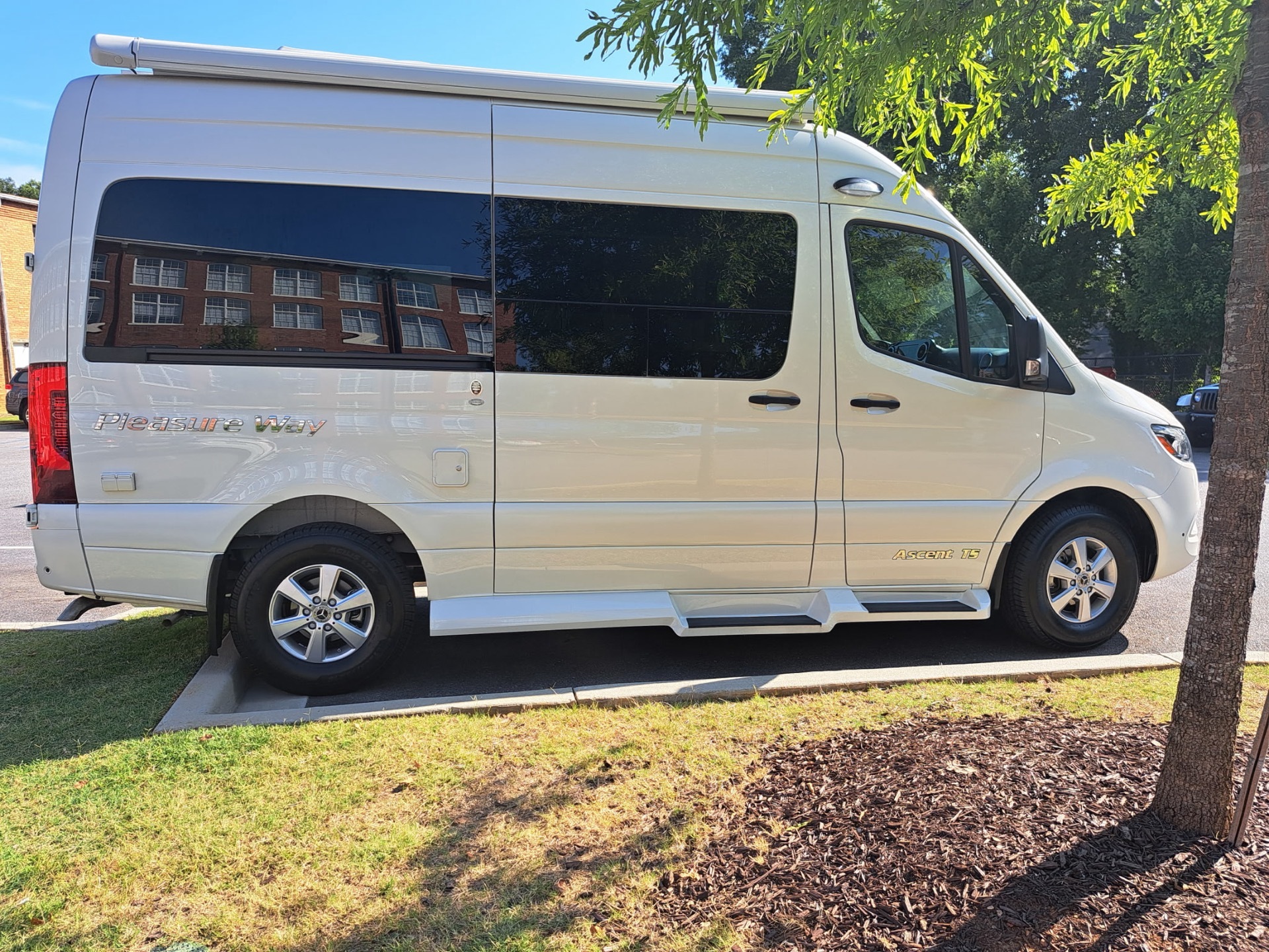 2023 Pleasure Way Ascent TS RV