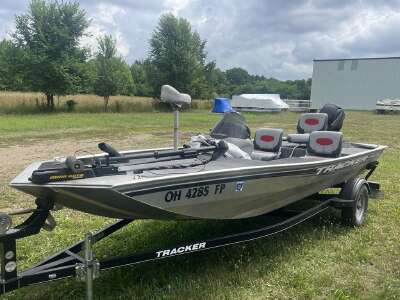 St Augustine Bass Pro Sporting Goods Tracker Boats 1986 Bass
