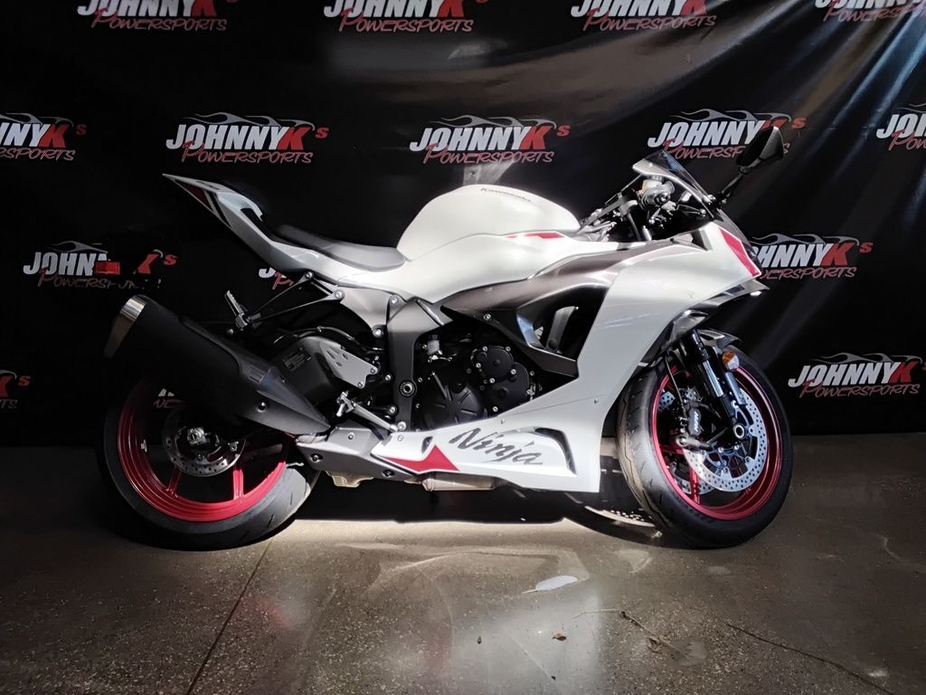 Johnny&#39;s - K 20957931-10324091-128176391.png