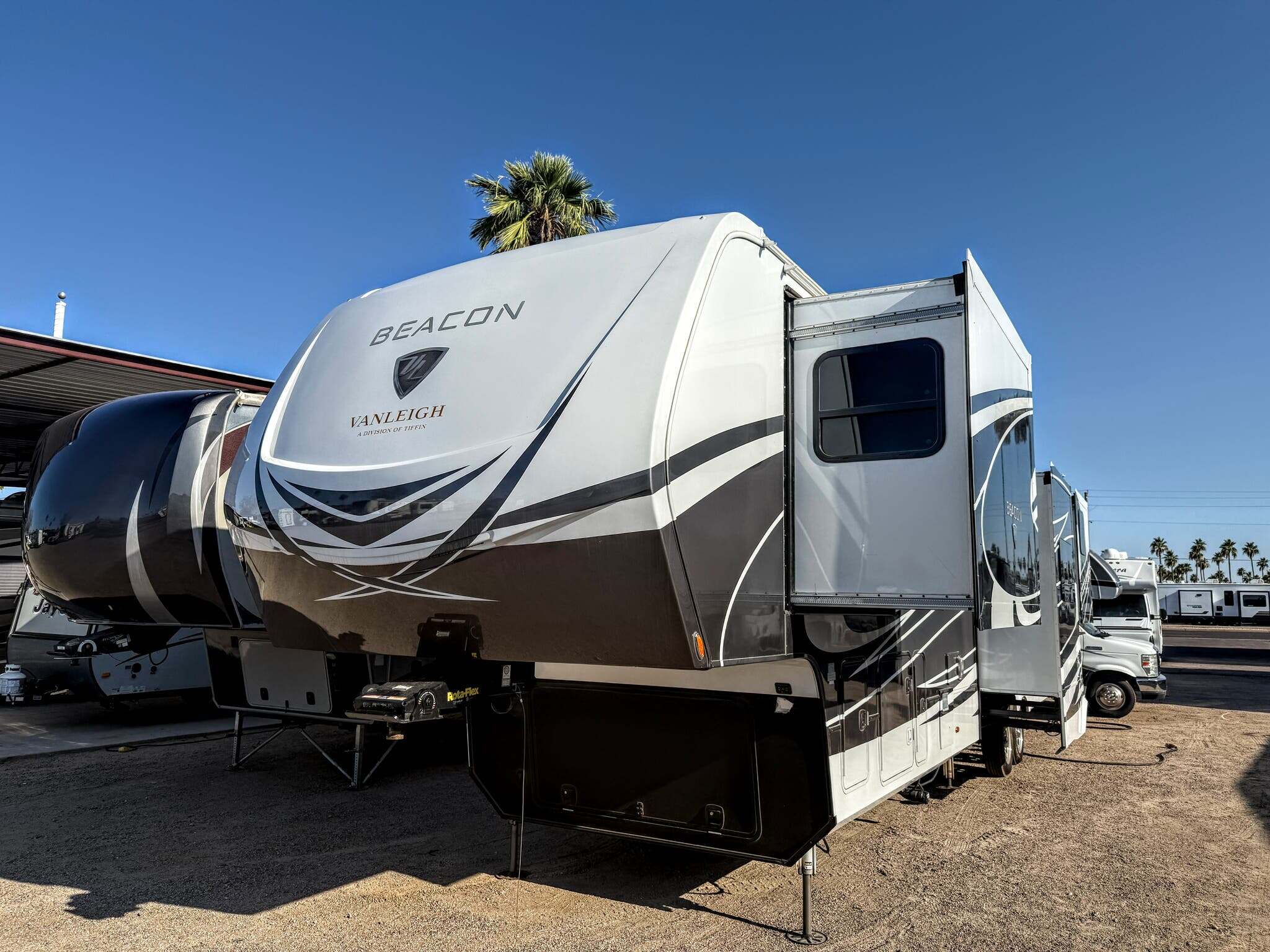 Used 2021 Vanleigh Beacon 42RKB For Sale in Mesa, AZ - 5035828794 - RV ...
