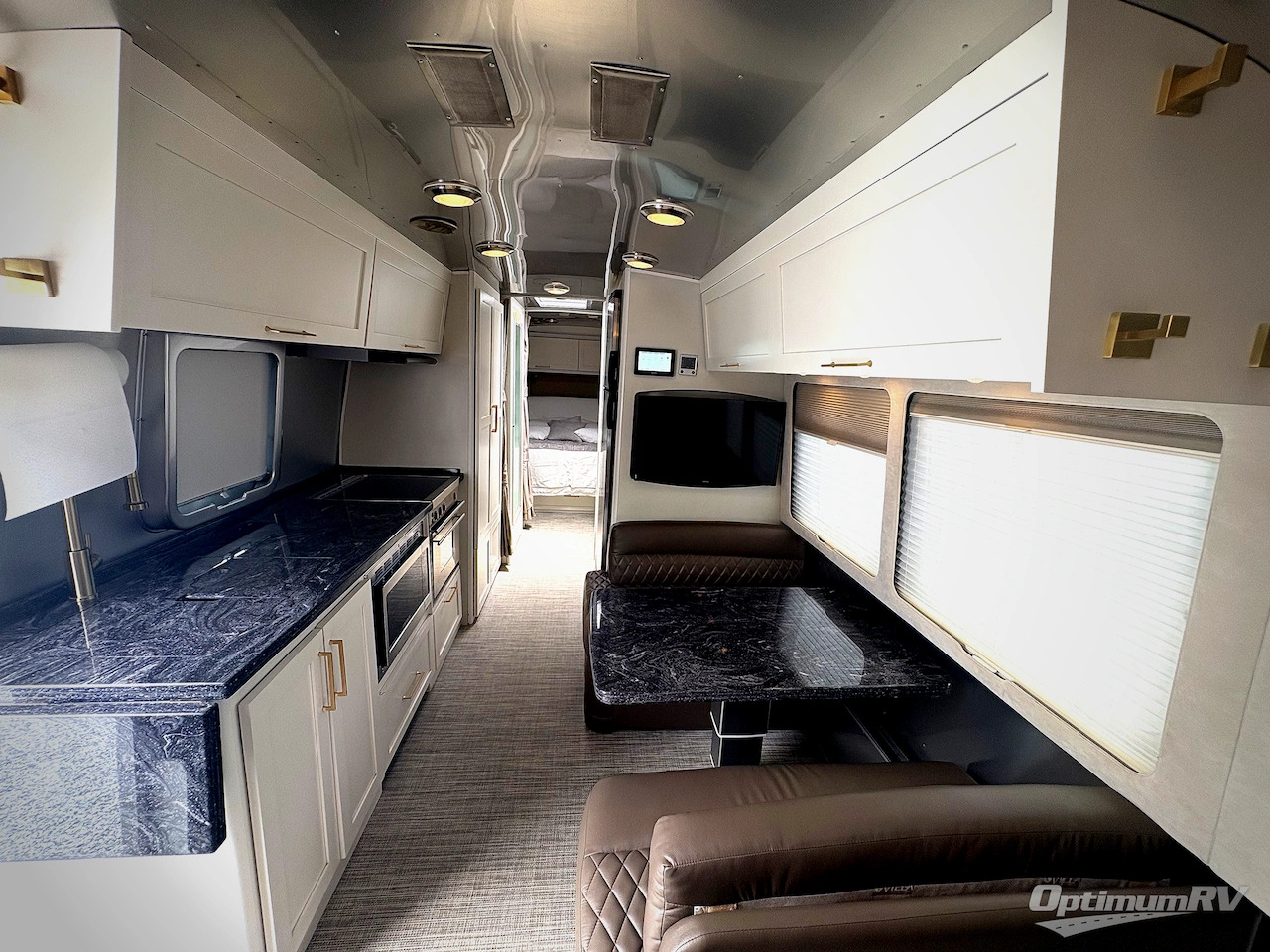 2021 Airstream globetrotter 30rb