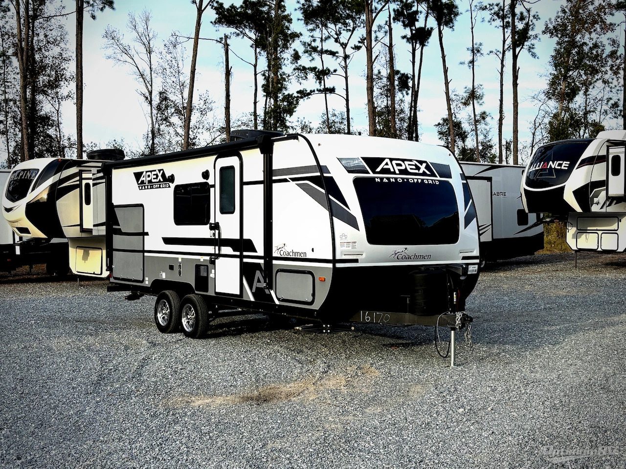 2023 Coachmen RV apex 203rbk