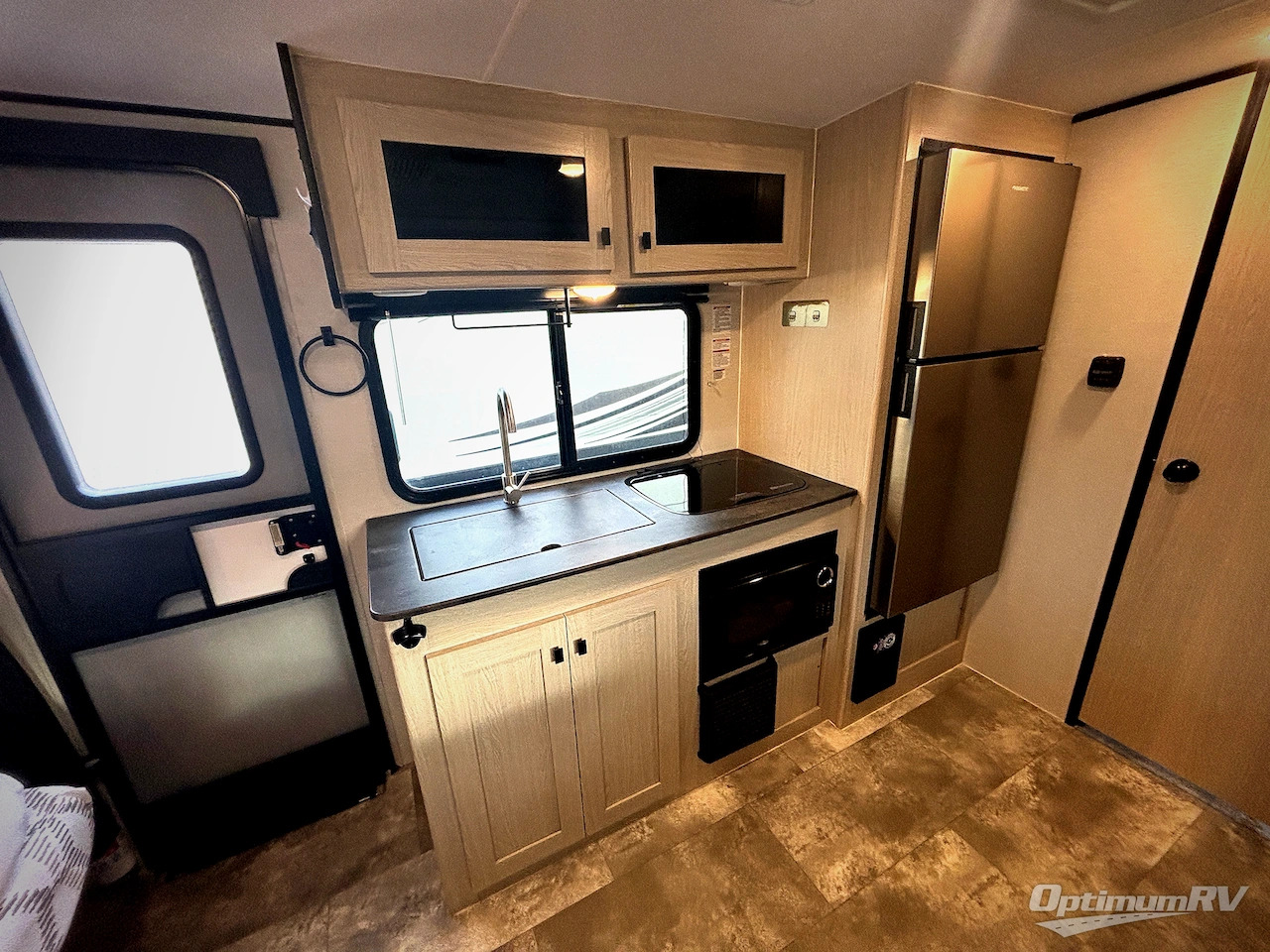 2023 Coachmen RV apex 203rbk