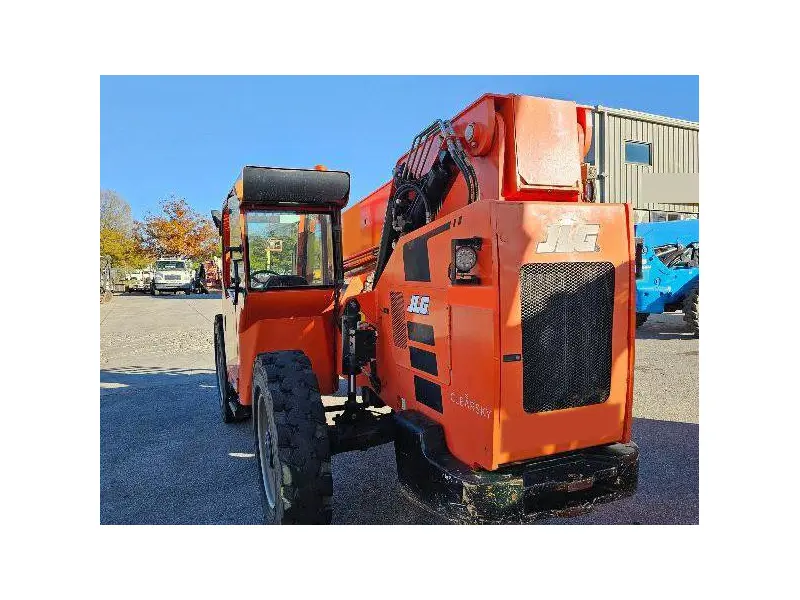 2018 SKYTRAK 8042