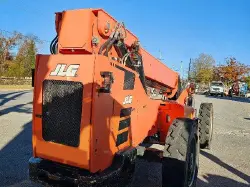 2018 SKYTRAK 8042