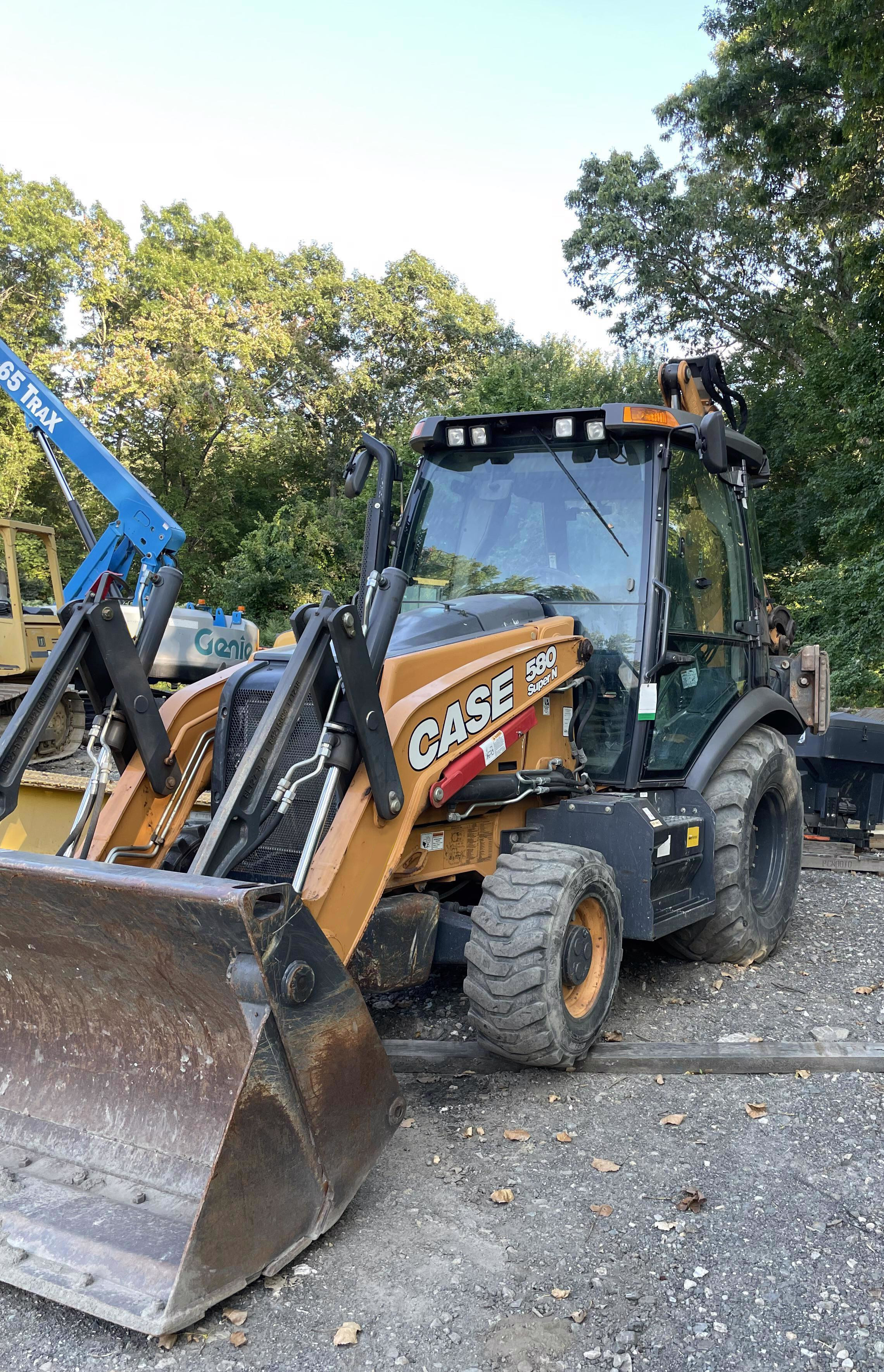 2018 CASE 580SN in Spring City, PA
