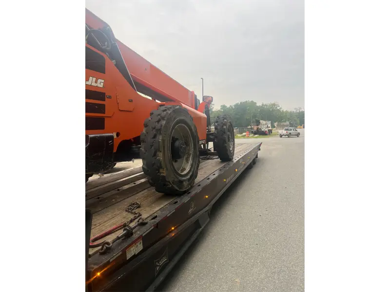 2018 SKYTRAK 8042