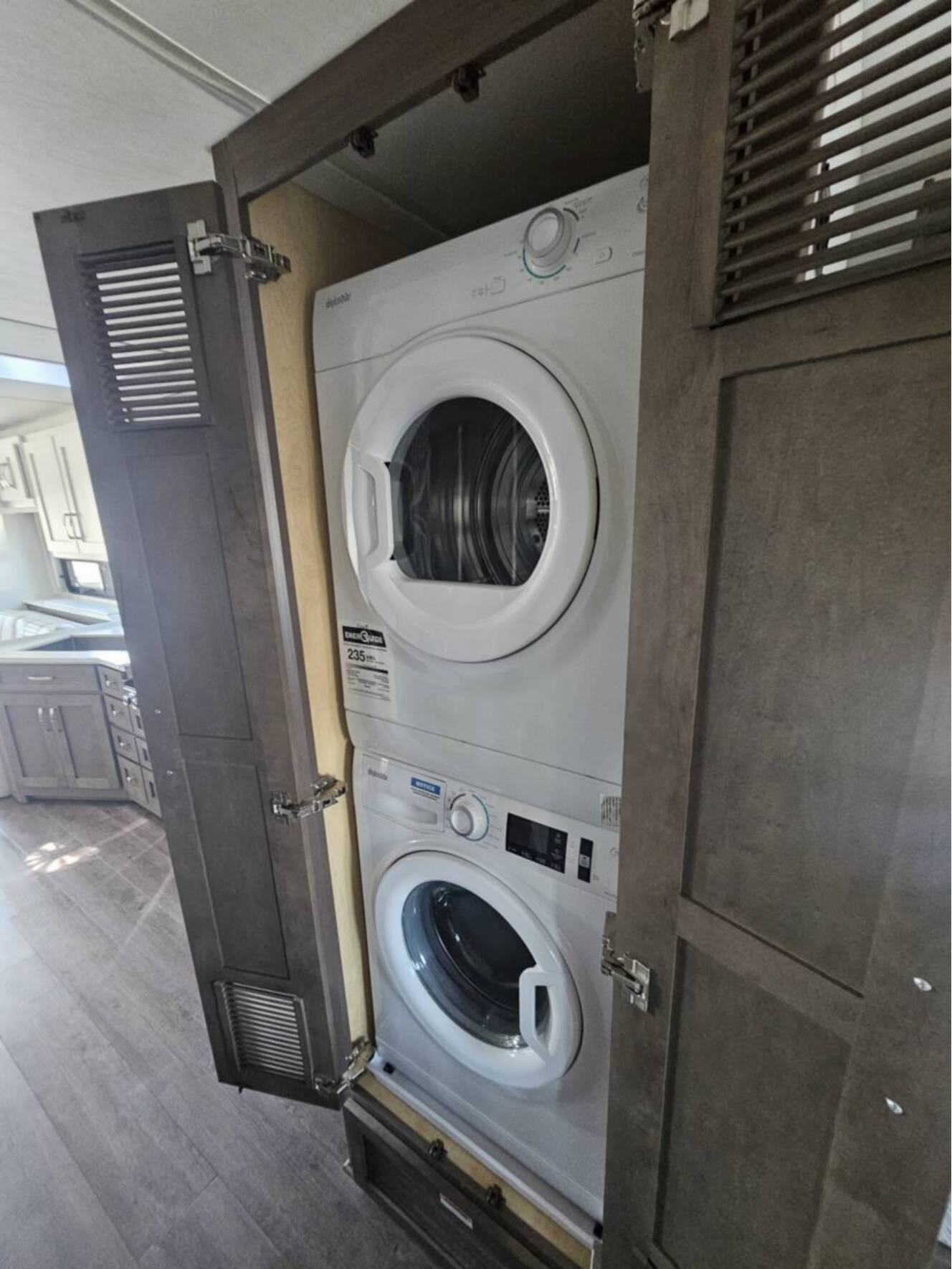 A photo of this 2026 Newmar BAY STAR 3626