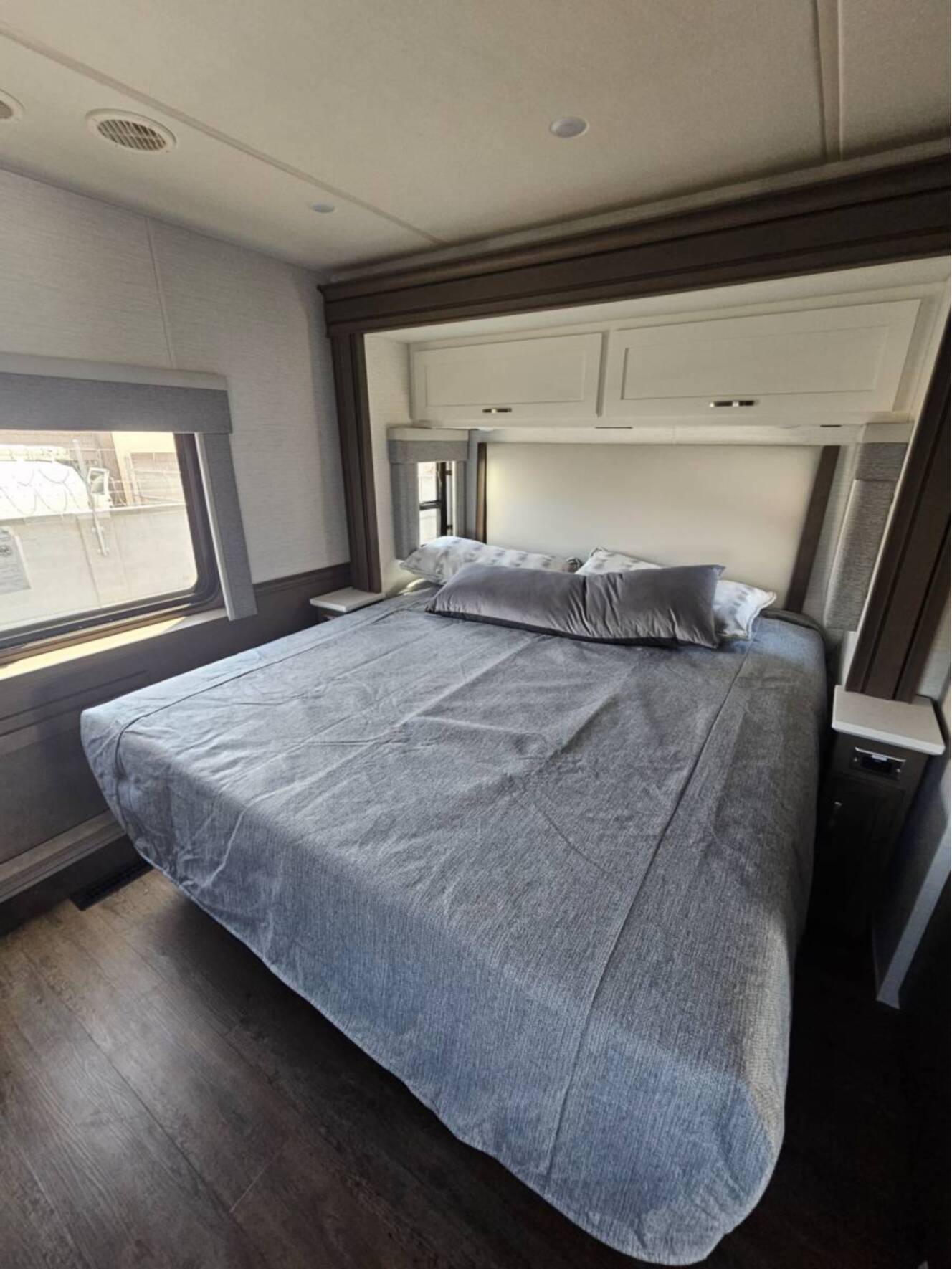 A photo of this 2026 Newmar BAY STAR 3626