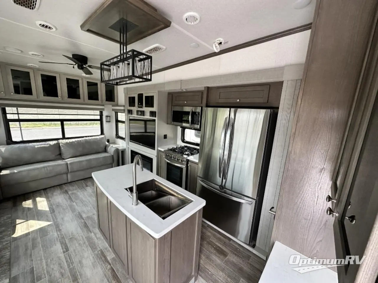 2022 Palomino columbus 329dv
