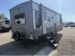 2023 COACHMEN CATALINA SUMMIT SERIES 231MKS