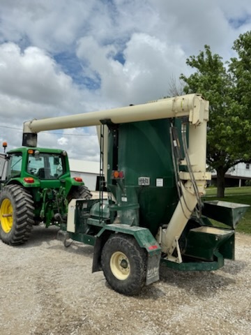 2017 ARTSWAY 7165 in Carroll, IA