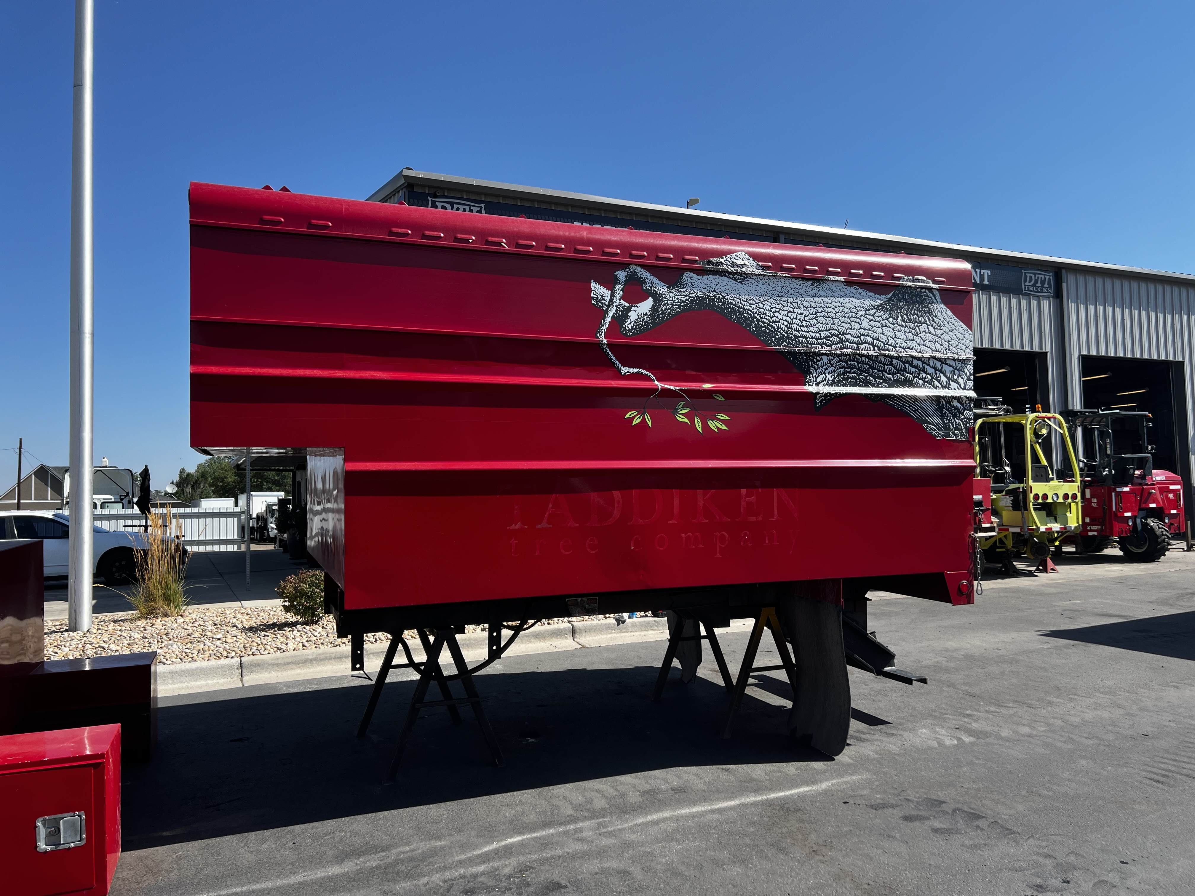 2004 CUSTOM BUILT 14'L Chipper in Denver, CO