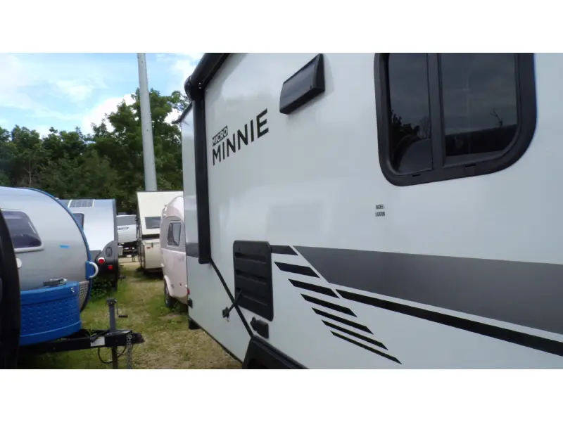 2021 WINNEBAGO 2306 BHS