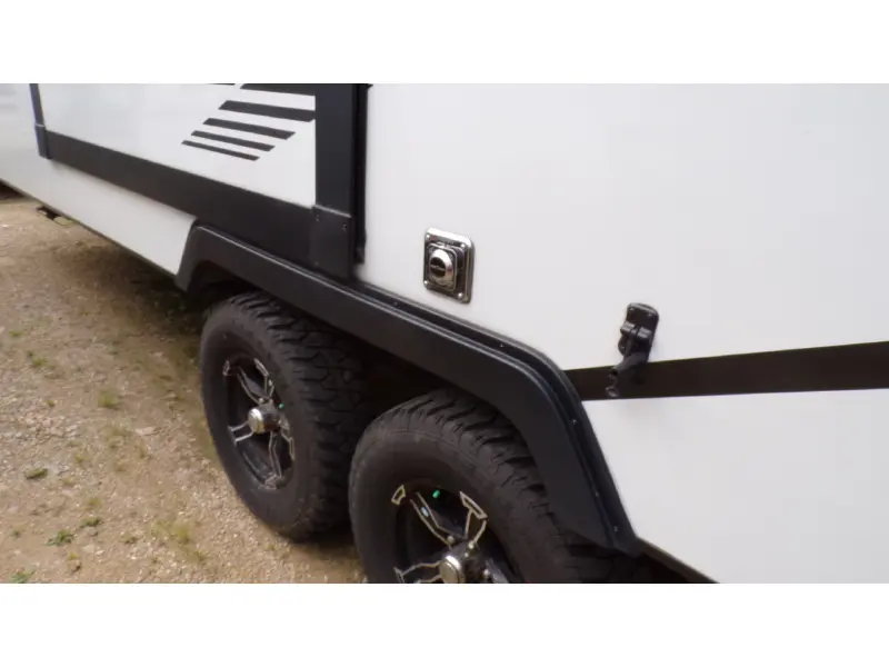 2021 WINNEBAGO 2306 BHS