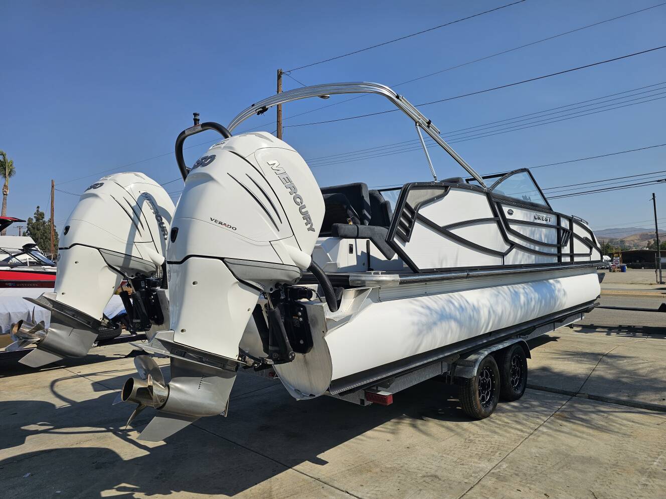 A photo of this 2018 Crest Pontoon Boats CONTINENTAL NX TWIN SLS