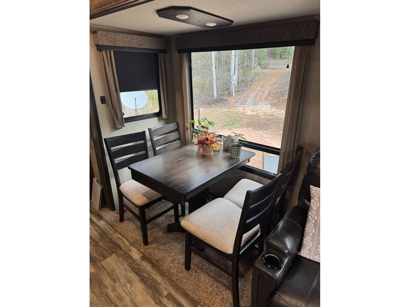 A photo of this 2019 Grand Design Reflection 320MKS