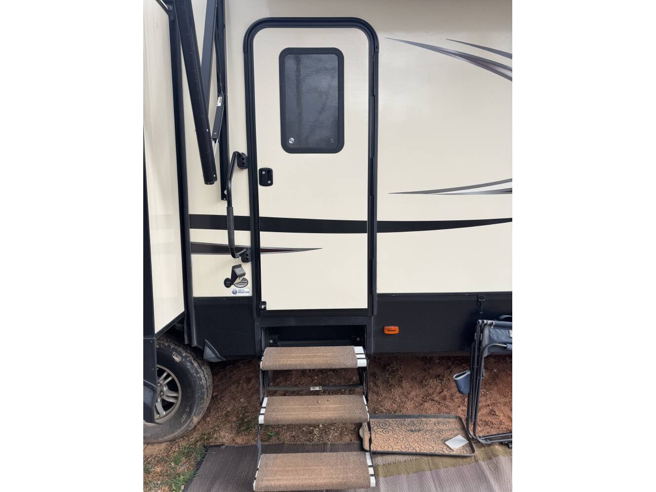 A photo of this 2019 Grand Design Reflection 320MKS